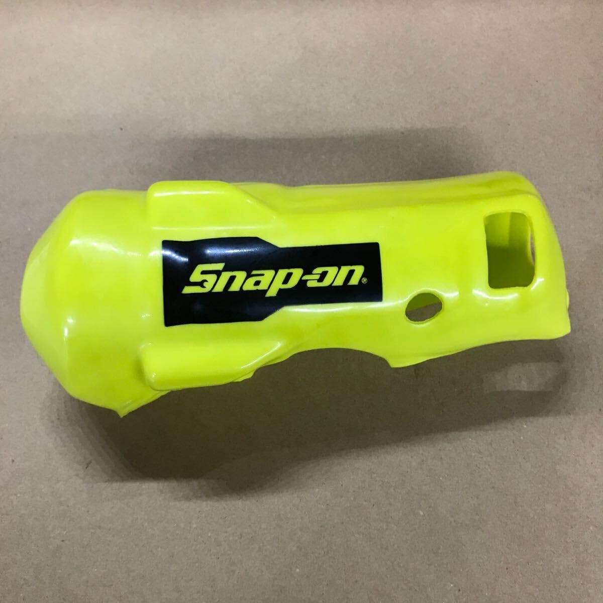 スナップオン 荷台カバー SNAP-ON シートカバーの値段と価格推移は？｜1件の売買データ